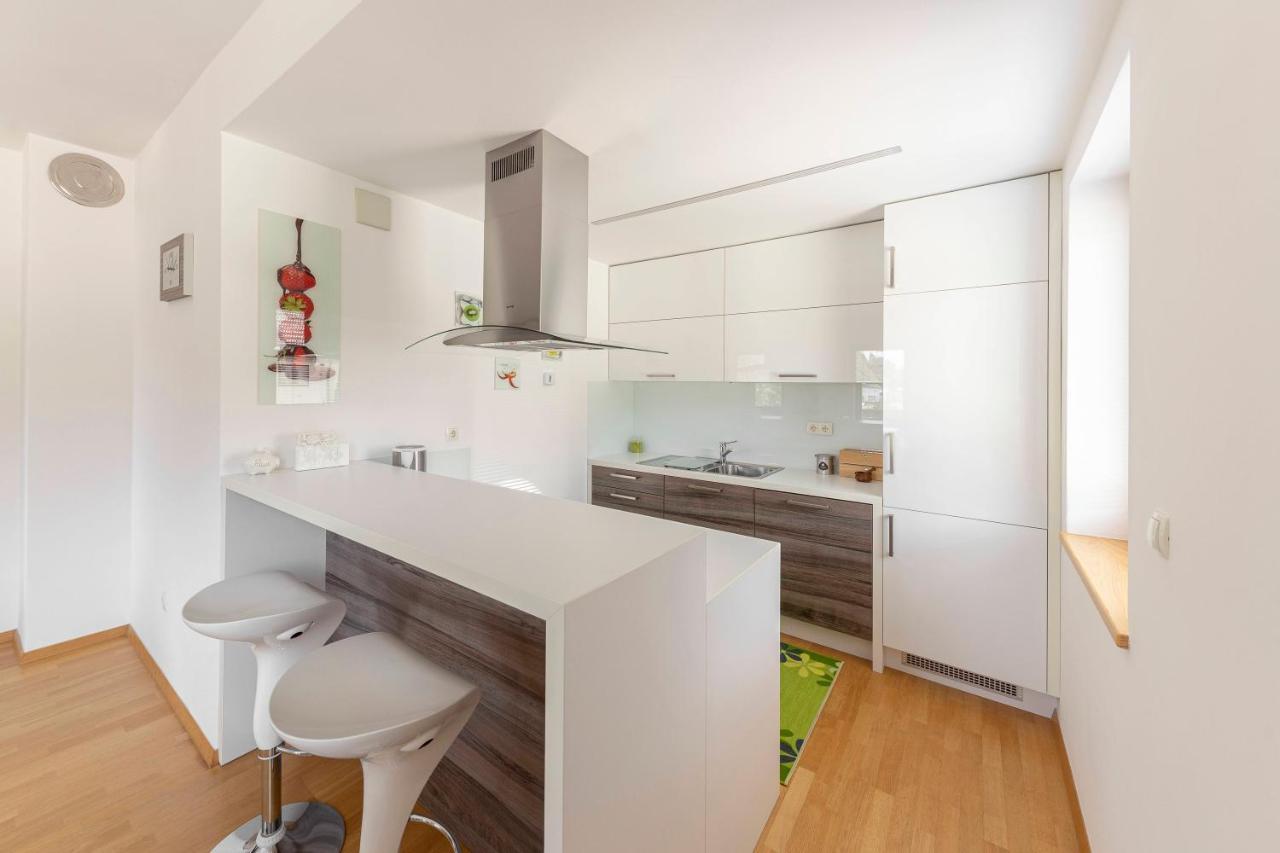 Sunee Apartment Краньска Гора Экстерьер фото